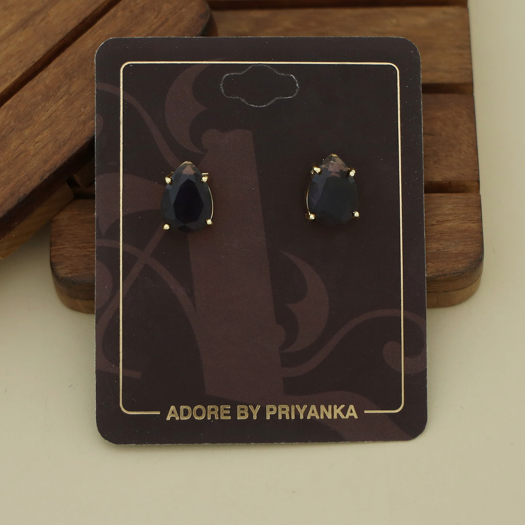 Glossy Rain Drop Claw Stud