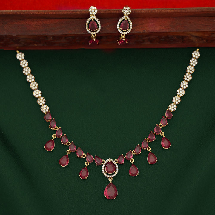 Rivya Sayali Glossy Drop Short Neckpiece With Earring