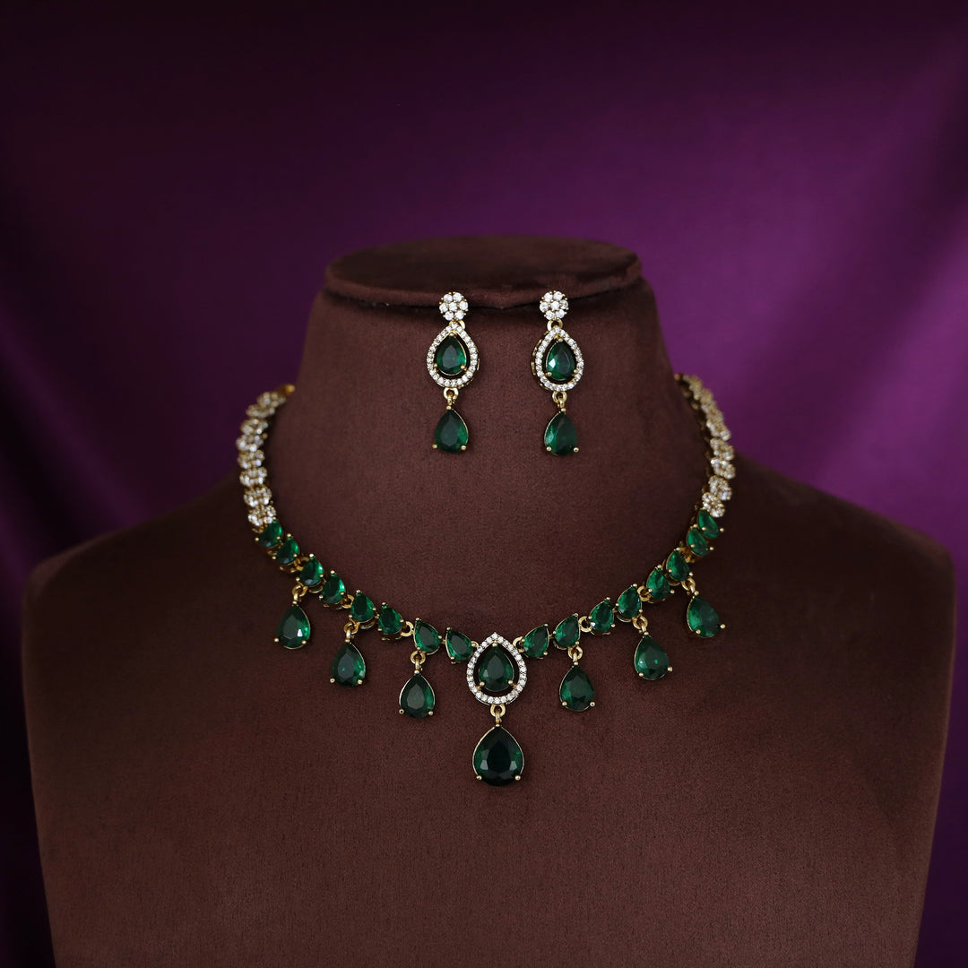 Rivya Sayali Glossy Drop Short Neckpiece With Earring