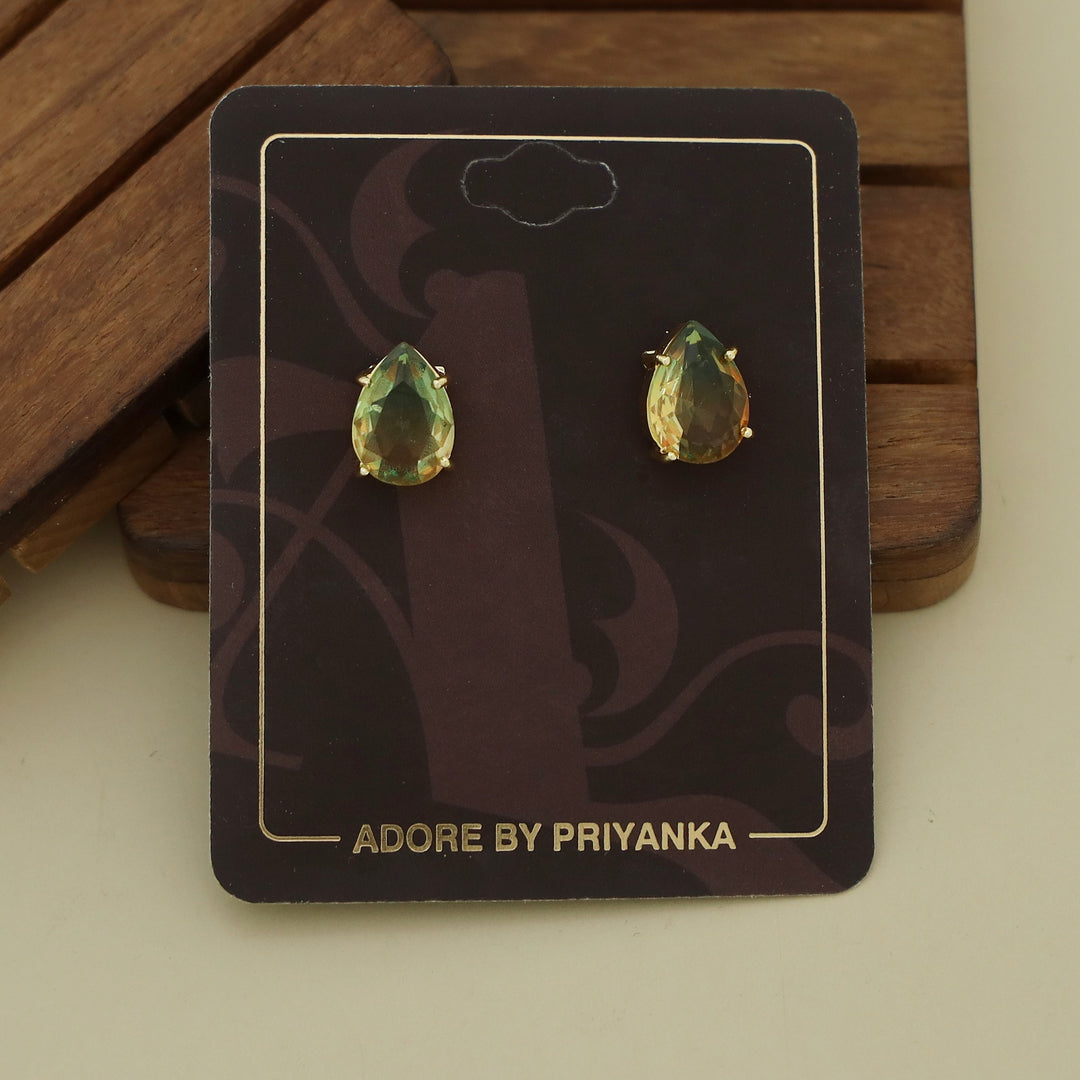 Glossy Rain Drop Claw Stud