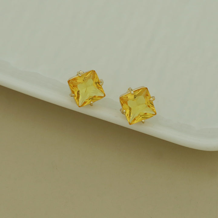 Shibani Diamond Glossy Stud