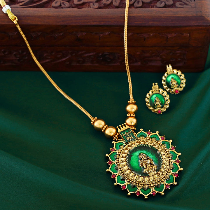 Padmaja Floral Pendant Neckpiece With Earring
