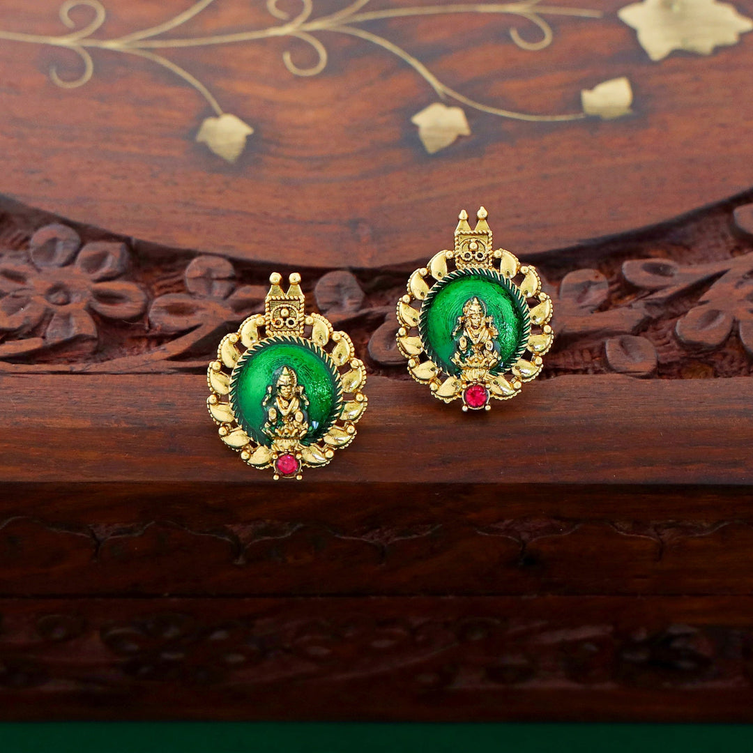 Padmaja Floral Pendant Neckpiece With Earring