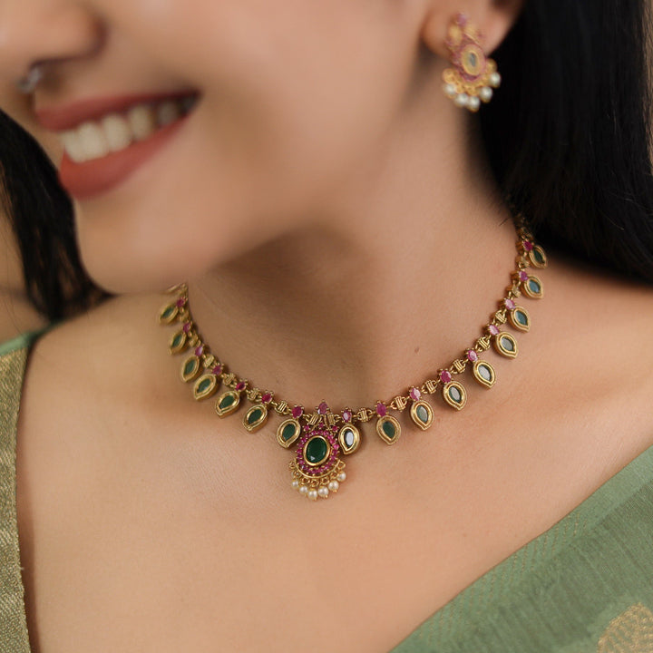 Devansha Palakka Short Neckpiece With Earring