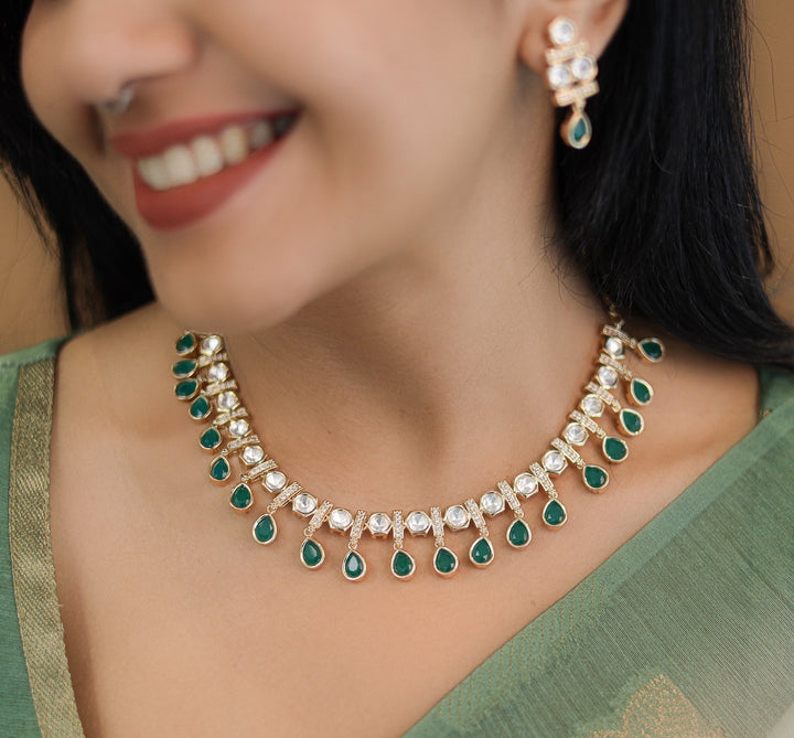 Lainika Kundan Drop Glossy Neckpiece With Earring