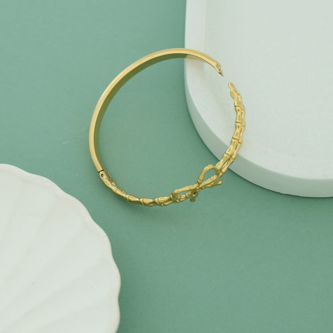 Olive 2 Layer Golden Bow Openable Bangle