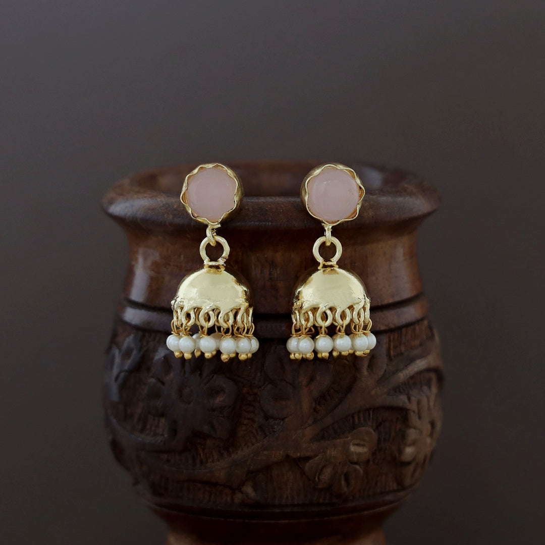Nayeli Golden Pearl Jhumka