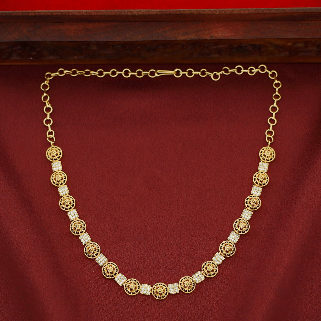 Laya Flower Square Short Neckpiece