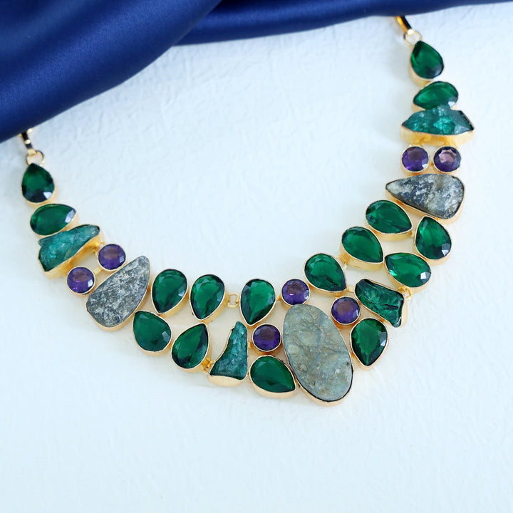 Helna Neckpiece
