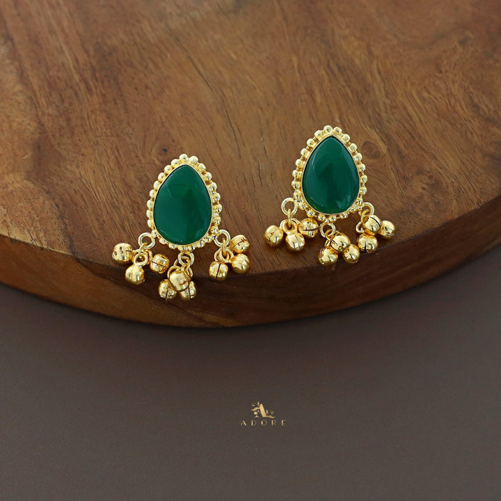 Sarika Golden Textured Ghungroo Neck Cuff