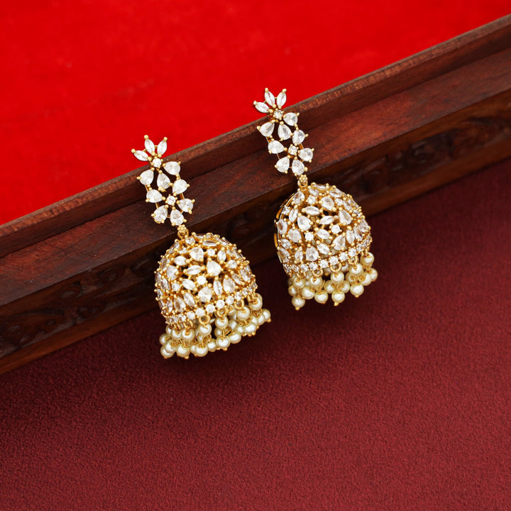 Seerath AD Stone Cluster Pearl Jhumka