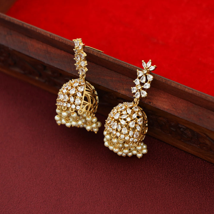 Seerath AD Stone Cluster Pearl Jhumka