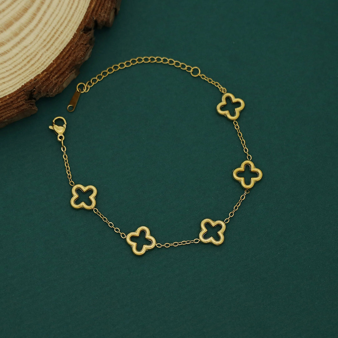 Alaya 5 Clover Bracelet