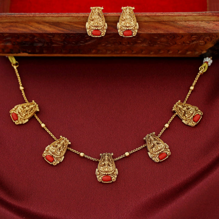 Bavanya Ashtalakshmi Bead Short Neckpiece With Earring