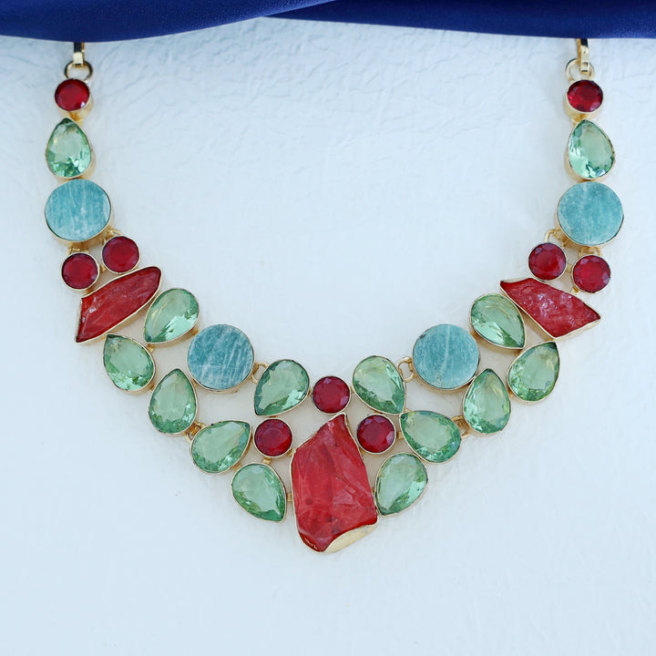 Yaffit Neckpiece