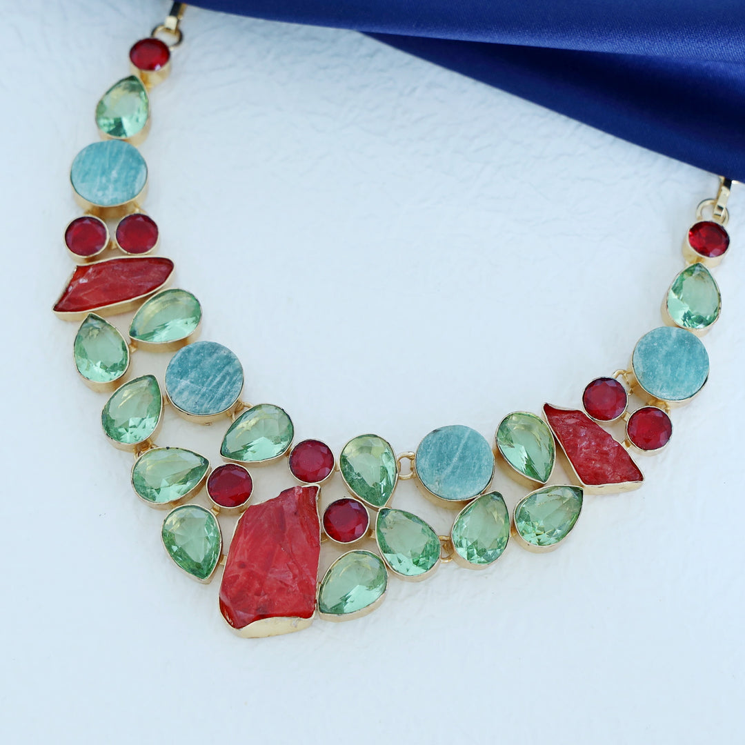 Yaffit Neckpiece
