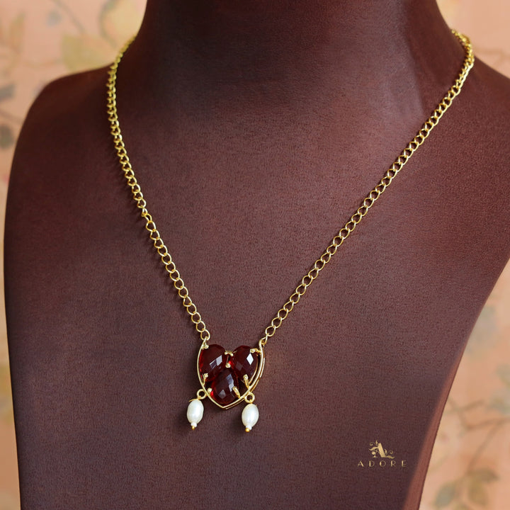 Ziomy Glossy Tri Drop Pearl Short Neckpiece