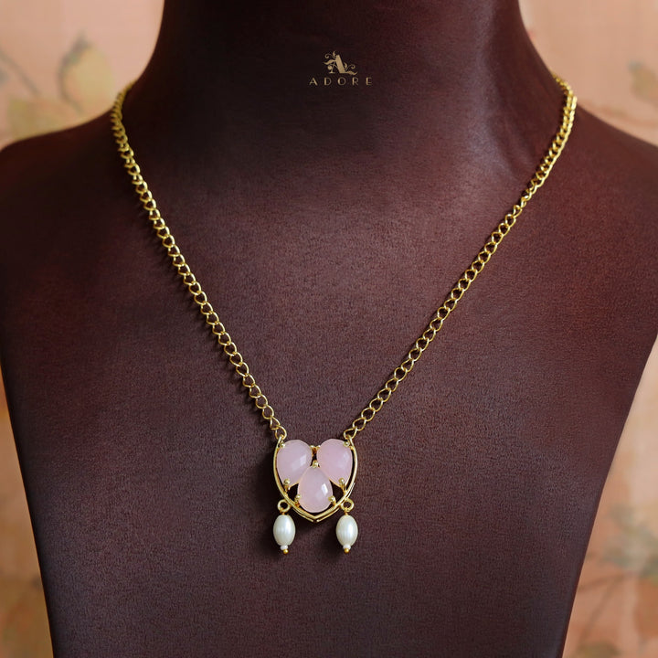 Ziomy Glossy Tri Drop Pearl Short Neckpiece