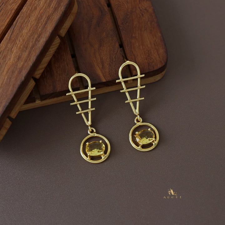 Golden Tri Line Drop Oval Glossy Claw Earring