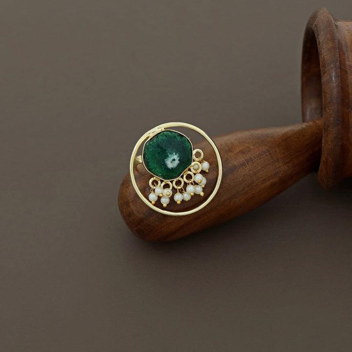 Mihika Round Agate with Pearl Ring