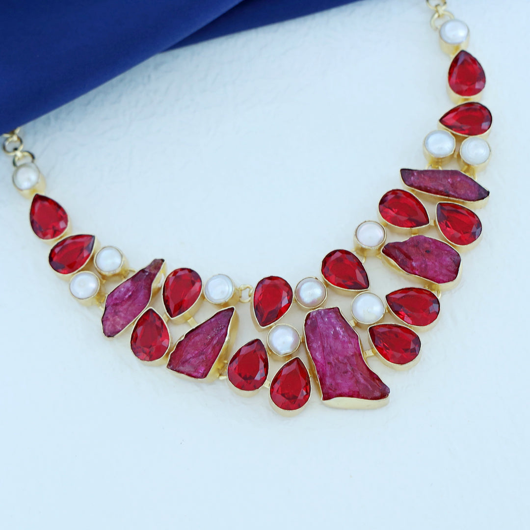 Eliel Pearl Neckpiece