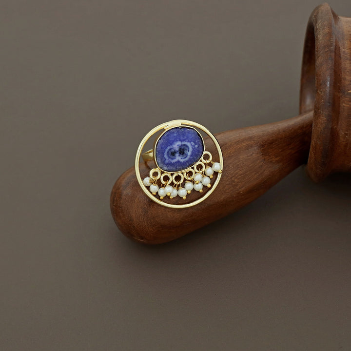Mihika Round Agate with Pearl Ring