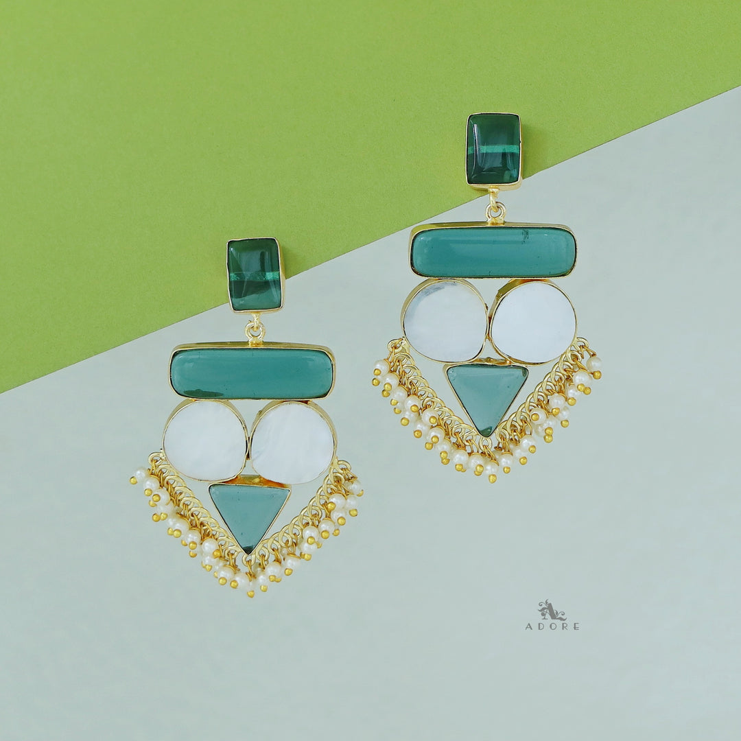 Elite Royal MOP Earring
