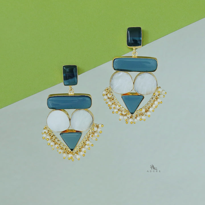 Elite Royal MOP Earring