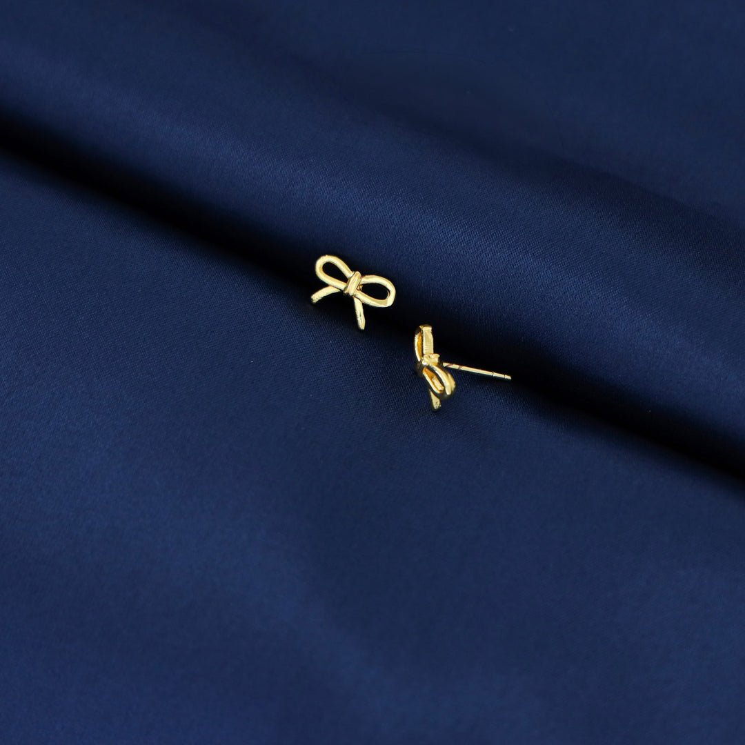 Emire Golden Ribbon Stud