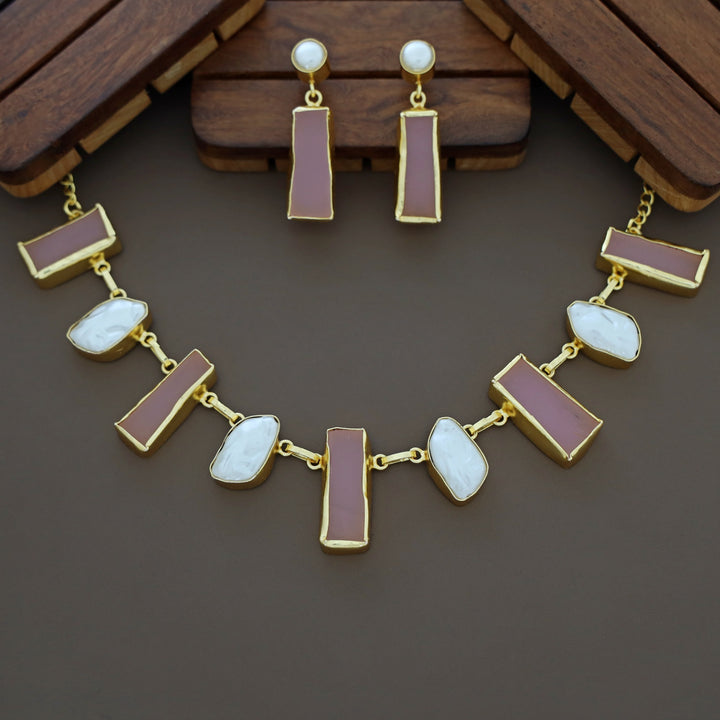 Celeste Raw stone Baroque Short Neckpiece with Earring