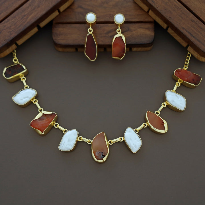 Celeste Raw stone Baroque Short Neckpiece with Earring