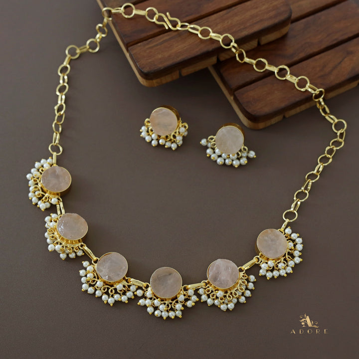 Athenea Half Pearl Neckpiece With Stud