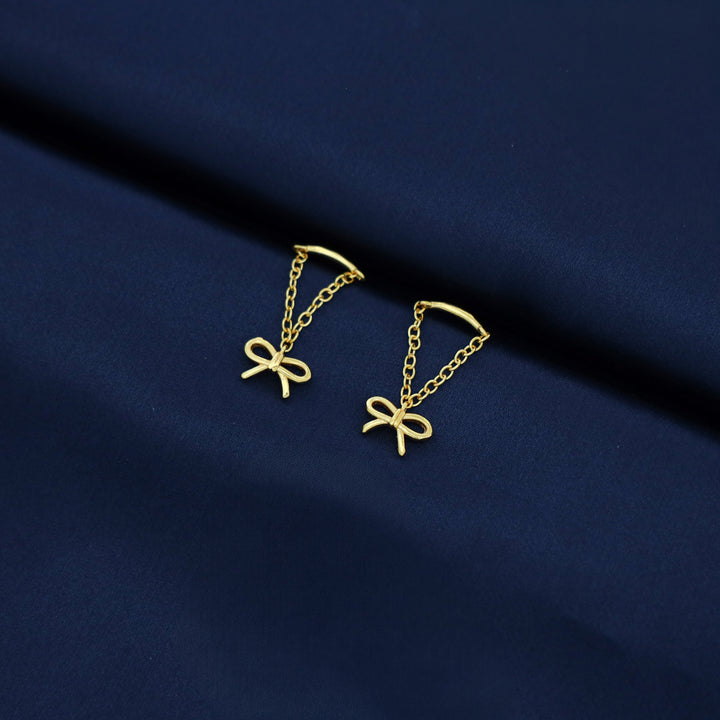 Emire Golden Chainy Hanging Ribbon Earring