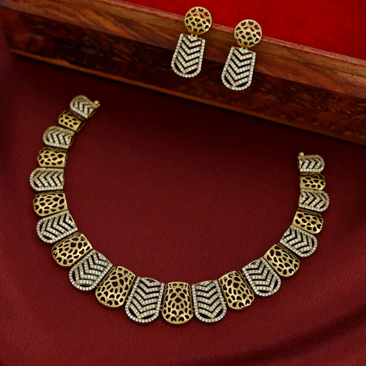 Samvrudhi AD Stone Short Neckpiece With Earring