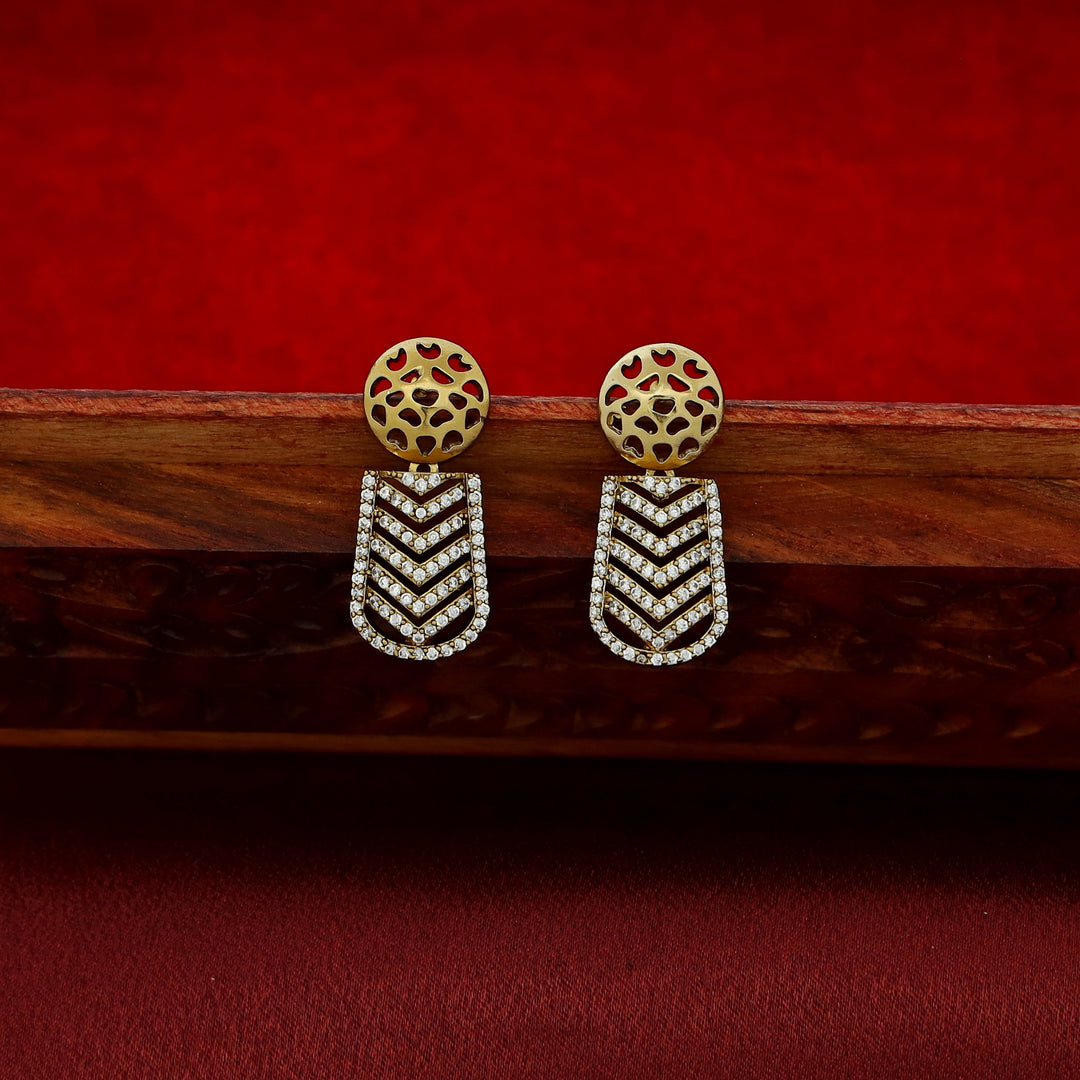 Samvrudhi AD Stone Short Neckpiece With Earring