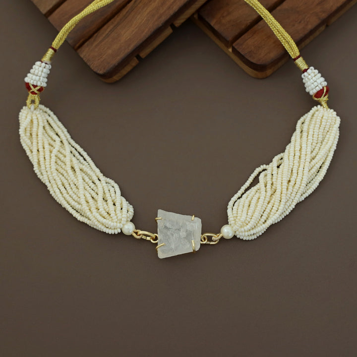 Ishani Raw Stone Pearl Choker / Neckpiece
