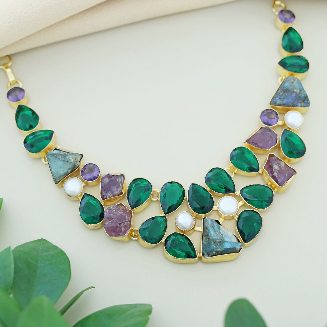 Qiana Neckpiece