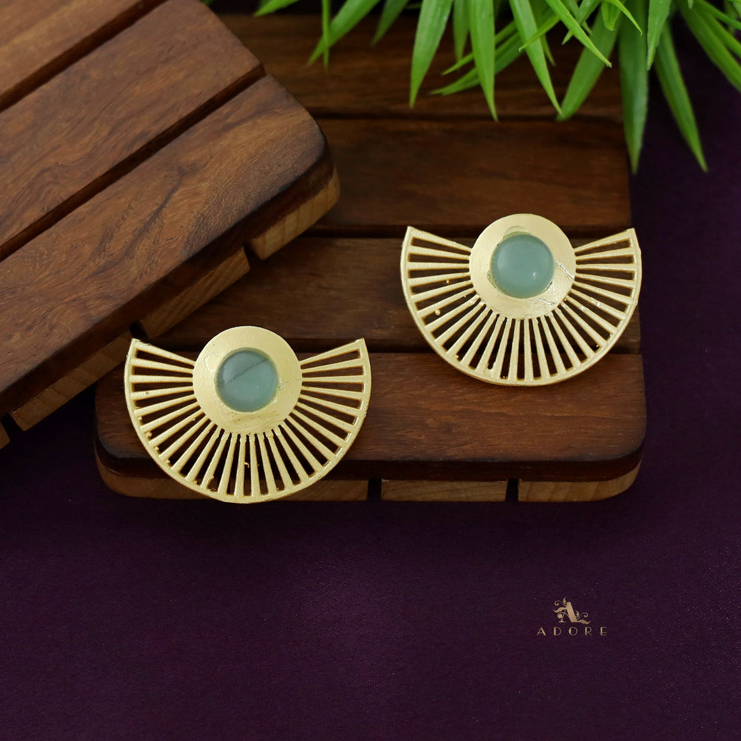 Landra Hand Fan Glossy Circle Earring