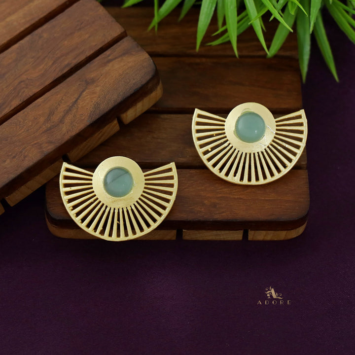 Landra Hand Fan Glossy Circle Earring