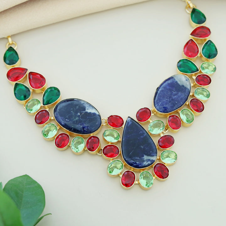 Aarna Neckpiece