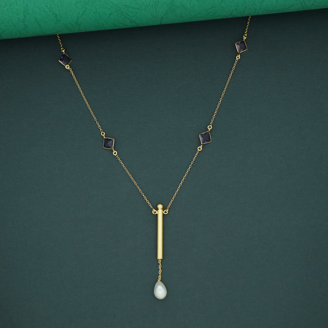 Tetra Glossy Stick Novalta Pearl Neckpiece