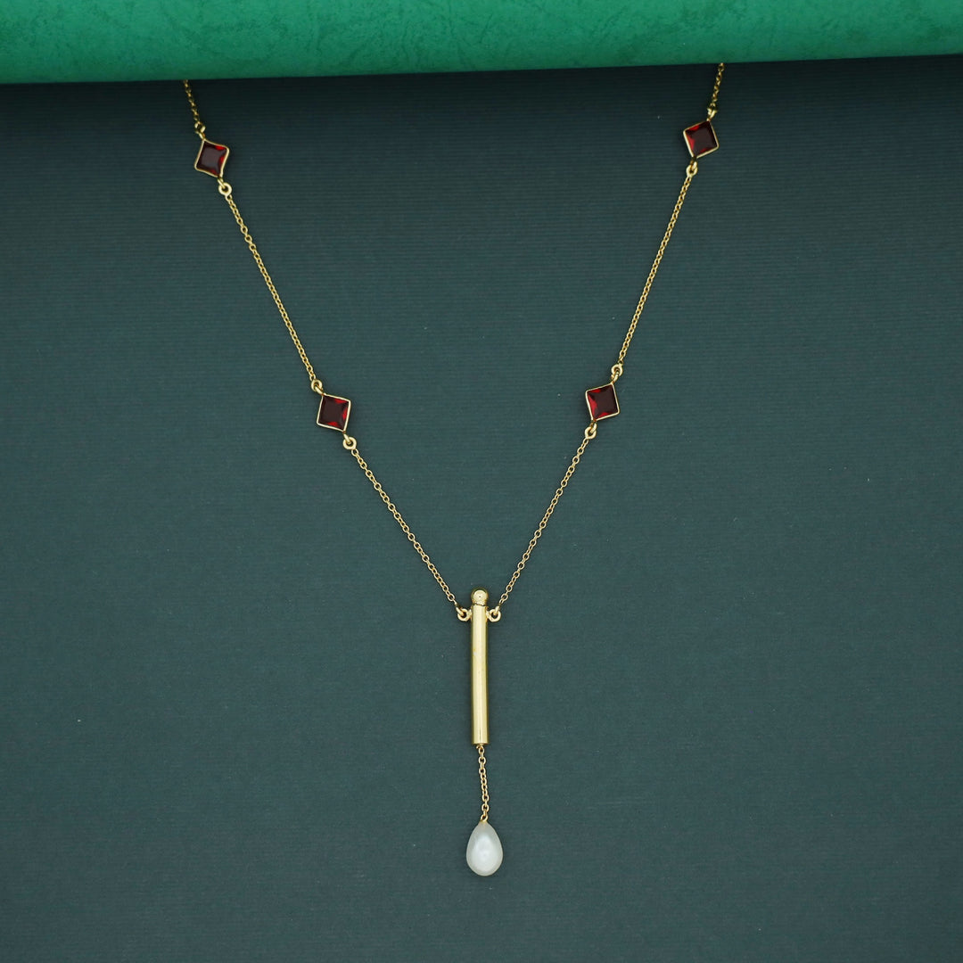 Tetra Glossy Stick Novalta Pearl Neckpiece