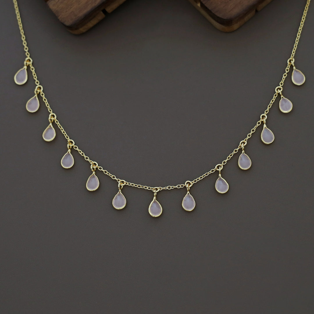 Brace Neckpiece