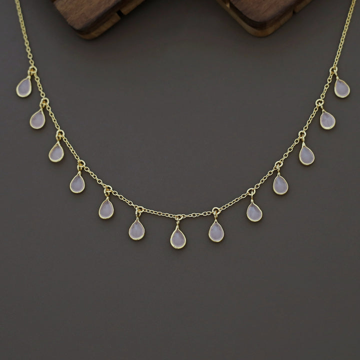 Brace Neckpiece