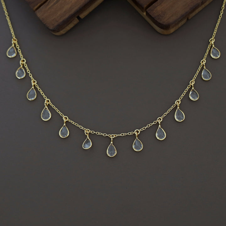 Brace Neckpiece