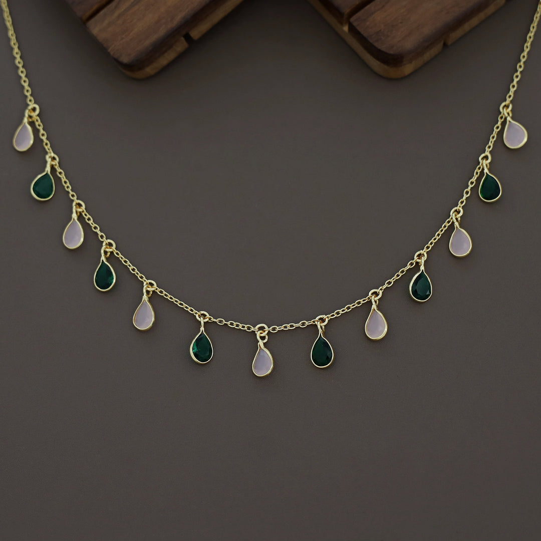 Brace Neckpiece