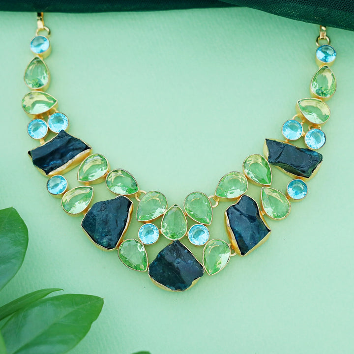 Queena Neckpiece