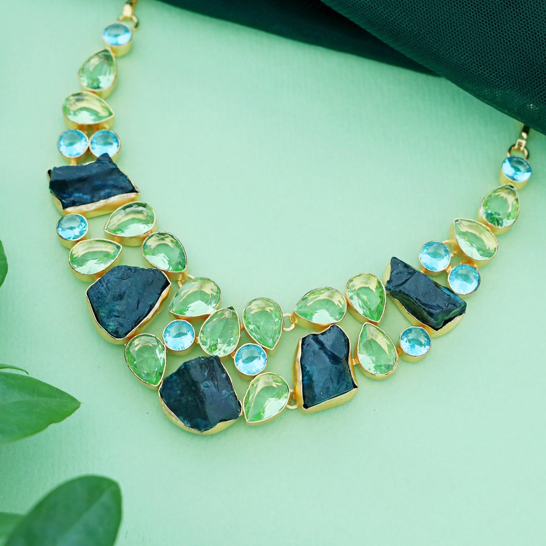 Queena Neckpiece