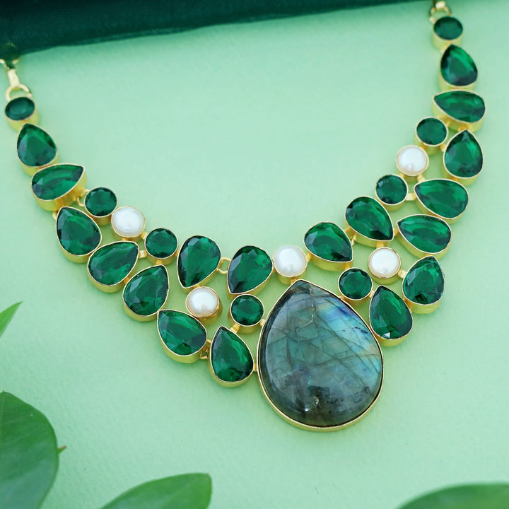 Selin Neckpiece