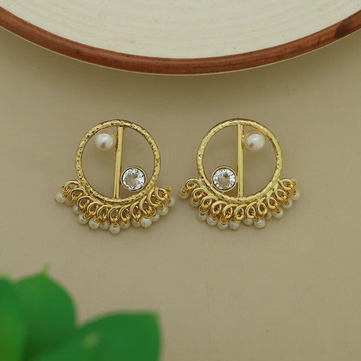 Golden Hammered Circle Cluster Pearl Glossy Stone Earring